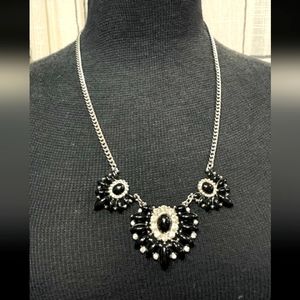 Vintage Black Rhinestone Necklace Jewelry. BLACK STONE NECKLAC NWT